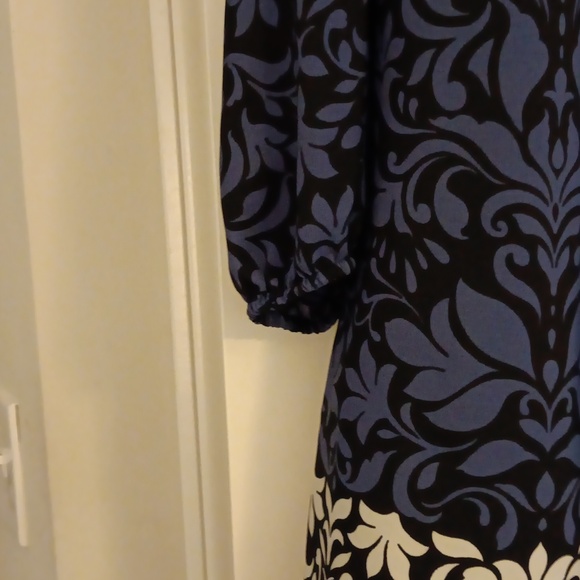 Top - Picture 4 of 8